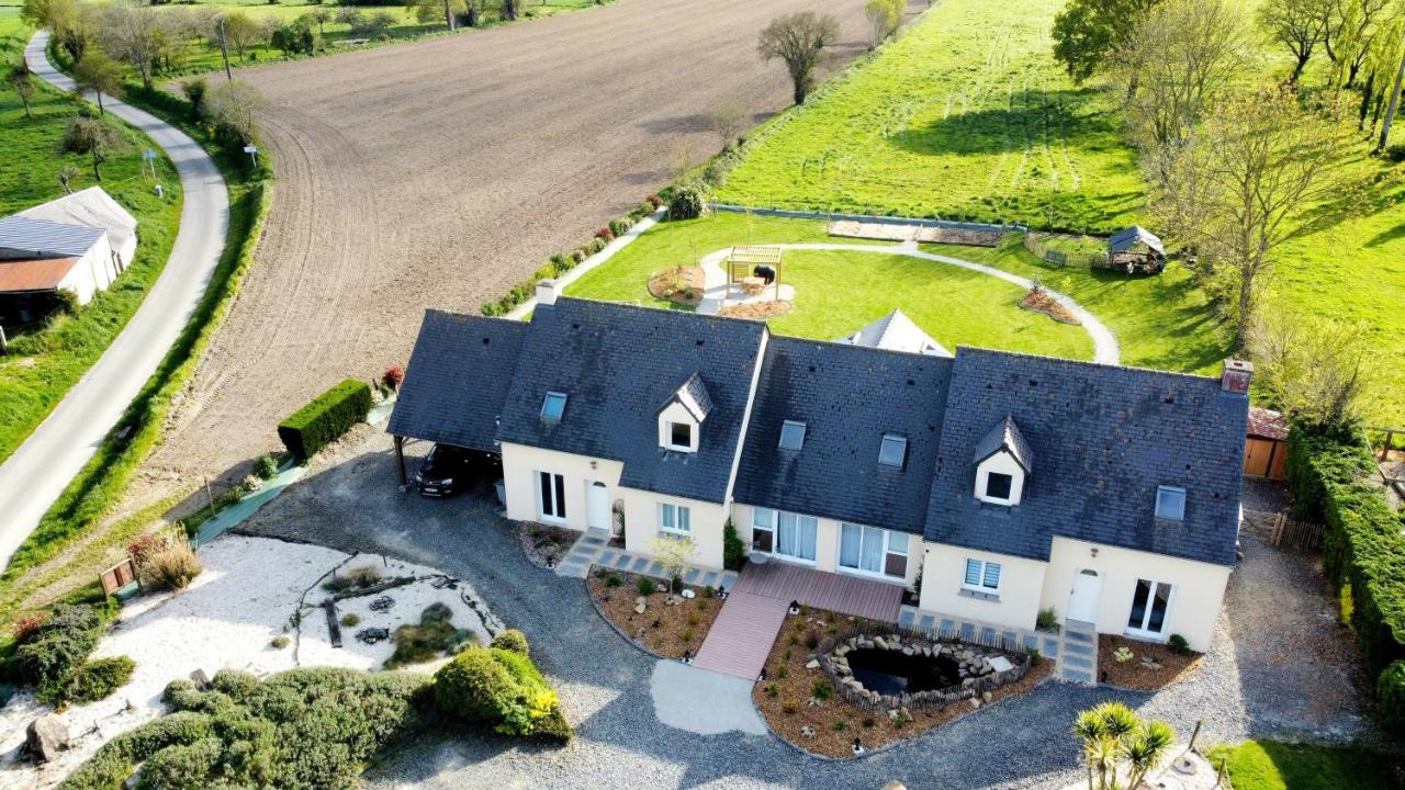 Chambres D'Hotes Chez L'Habitant - Bed & Breakfast Homestay Huisnes-sur-Mer Esterno foto