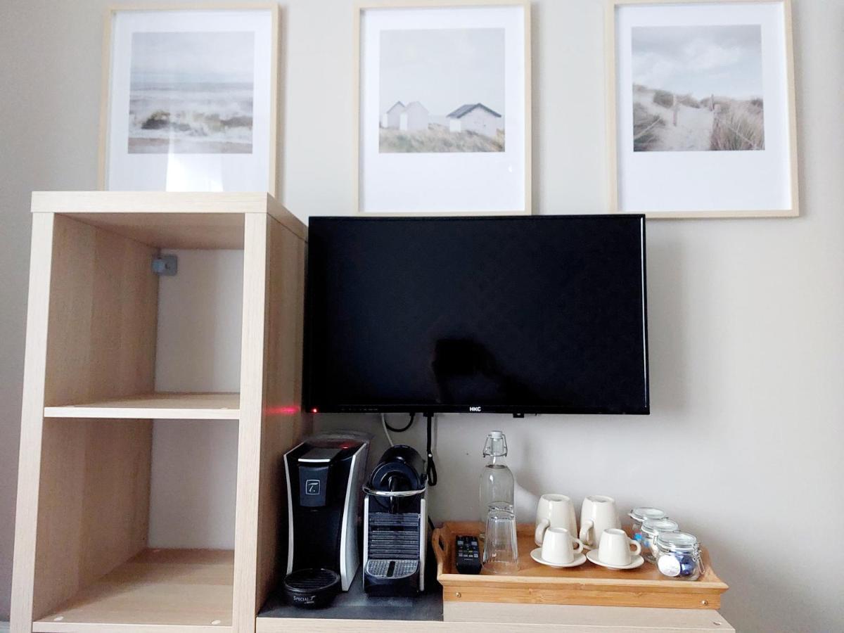Chambres D'Hotes Chez L'Habitant - Bed & Breakfast Homestay Huisnes-sur-Mer Esterno foto