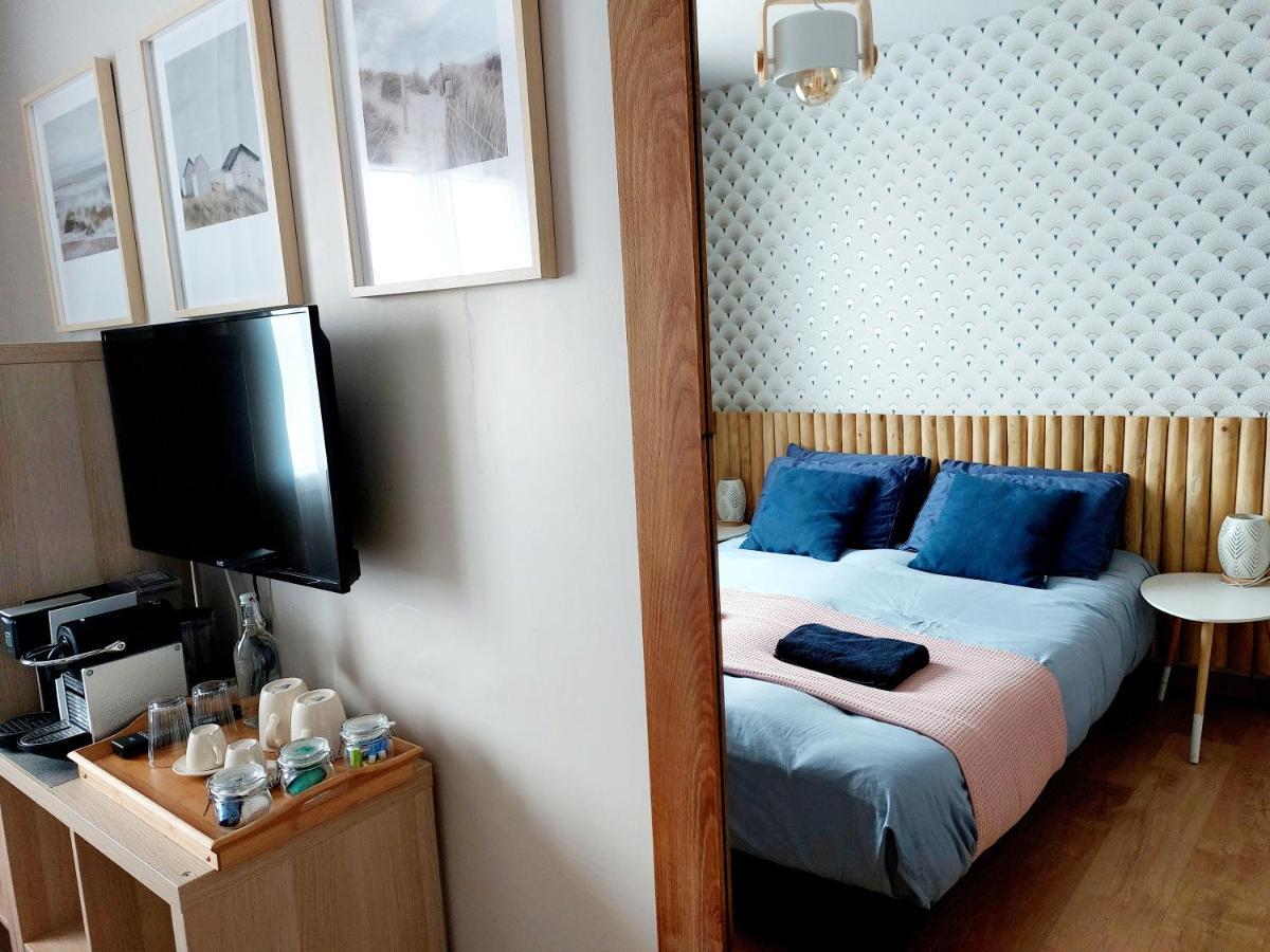 Chambres D'Hotes Chez L'Habitant - Bed & Breakfast Homestay Huisnes-sur-Mer Esterno foto