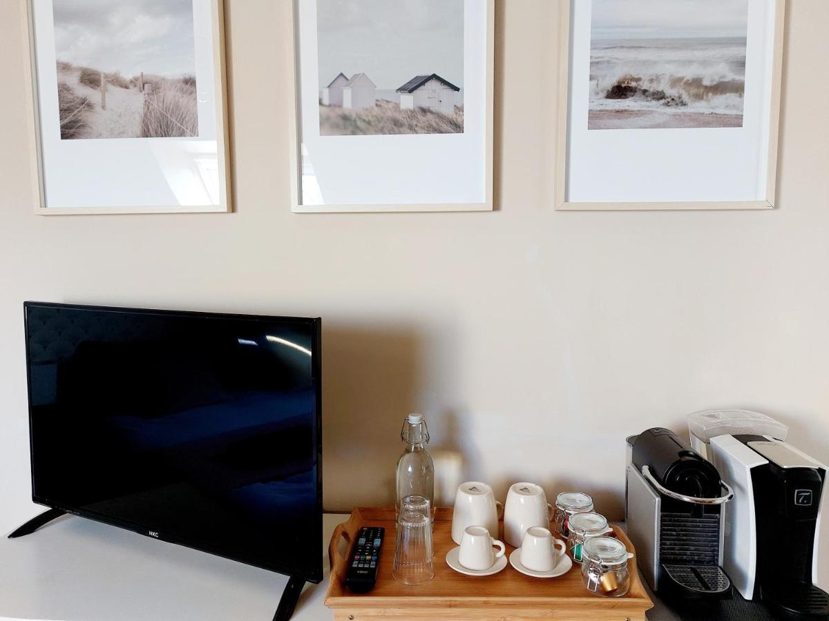 Chambres D'Hotes Chez L'Habitant - Bed & Breakfast Homestay Huisnes-sur-Mer Esterno foto